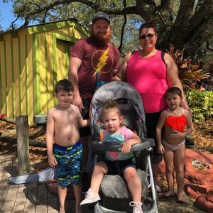 Meet your Posher, Niki